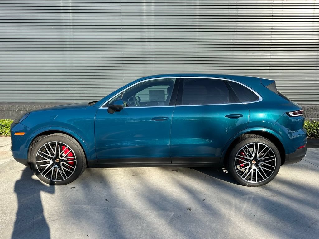 Certified 2026 Porsche Cayenne S AWD/4WD image 3