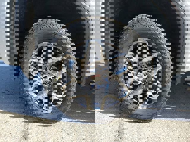 New 2026 GMC Sierra 1500 SLT w/ SLT Premium Plus Package image 6