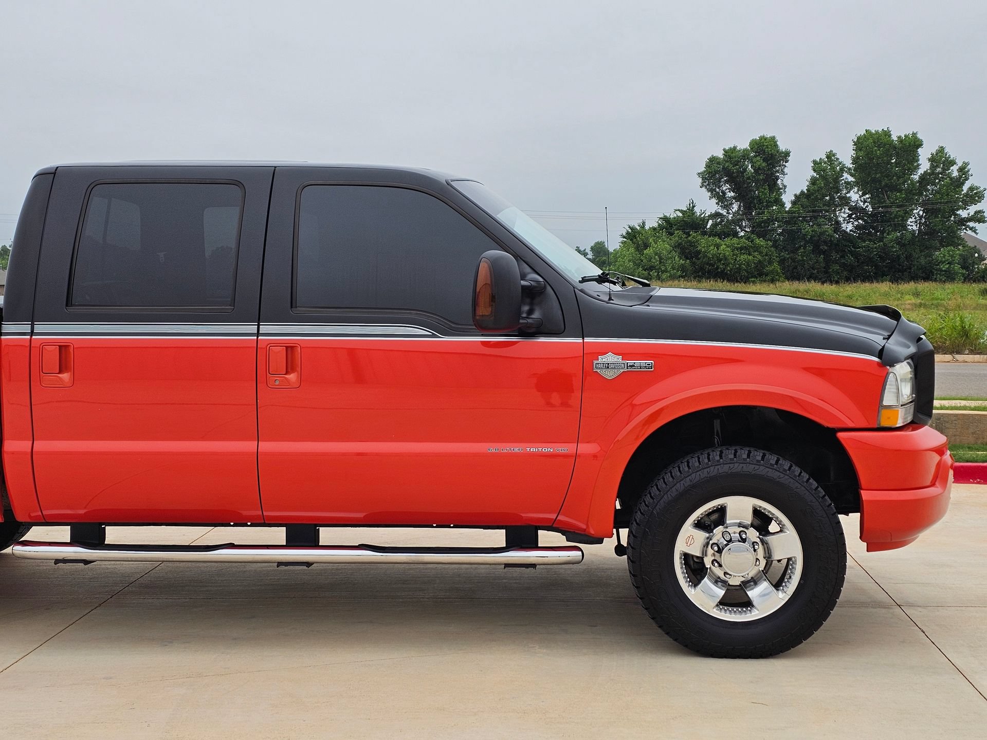 Used 2004 Ford F250 Harley-Davidson AWD/4WD image 5