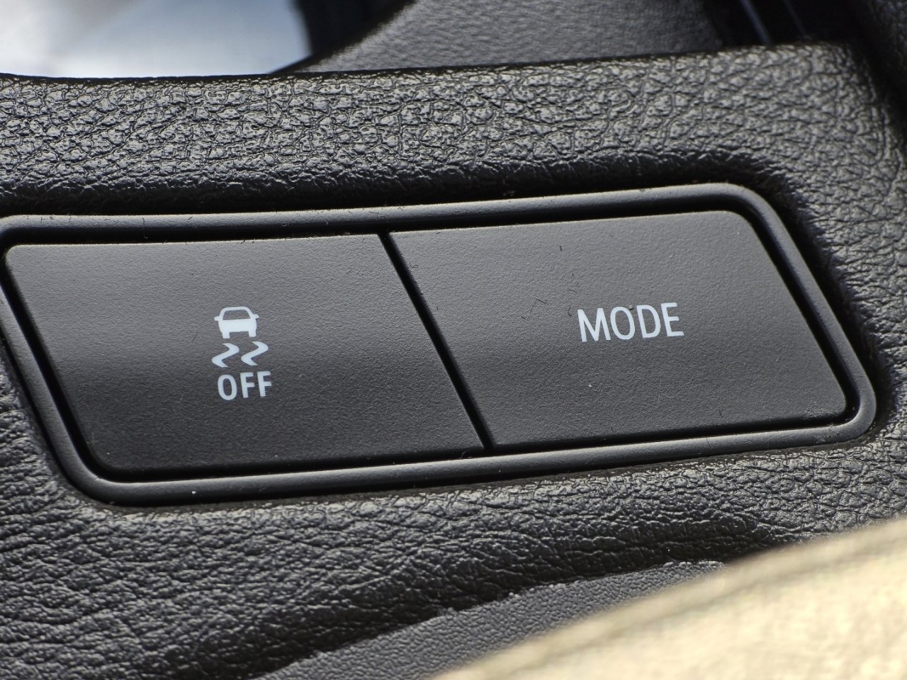 Used 2022 Cadillac XT5 Premium Luxury w/ LPO, Premium Carpet Package image 11