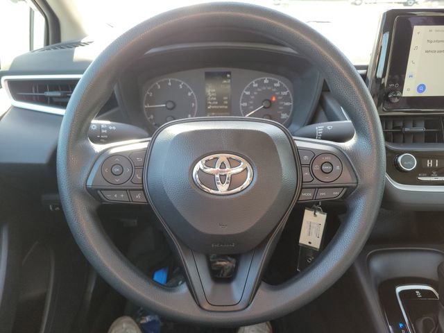 Used 2025 Toyota Corolla LE image 24