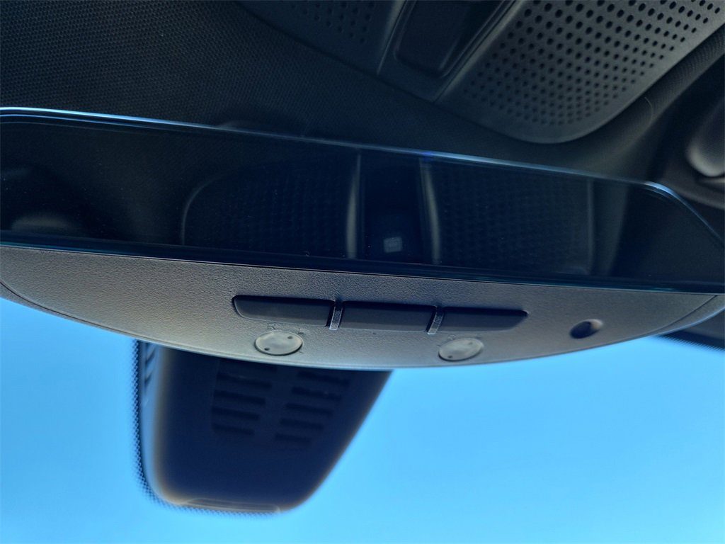 Used 2021 Mercedes-Benz GLC 300 image 27