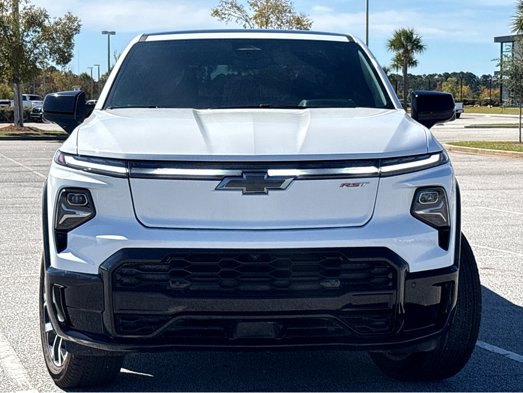 New 2025 Chevrolet Silverado EV RST image 2