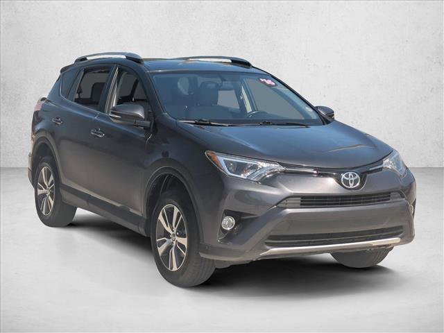 Used 2016 Toyota RAV4 XLE image 3