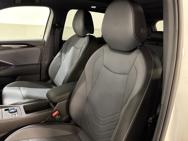New 2026 Volkswagen Tiguan SE R-Line AWD/4WD image 14