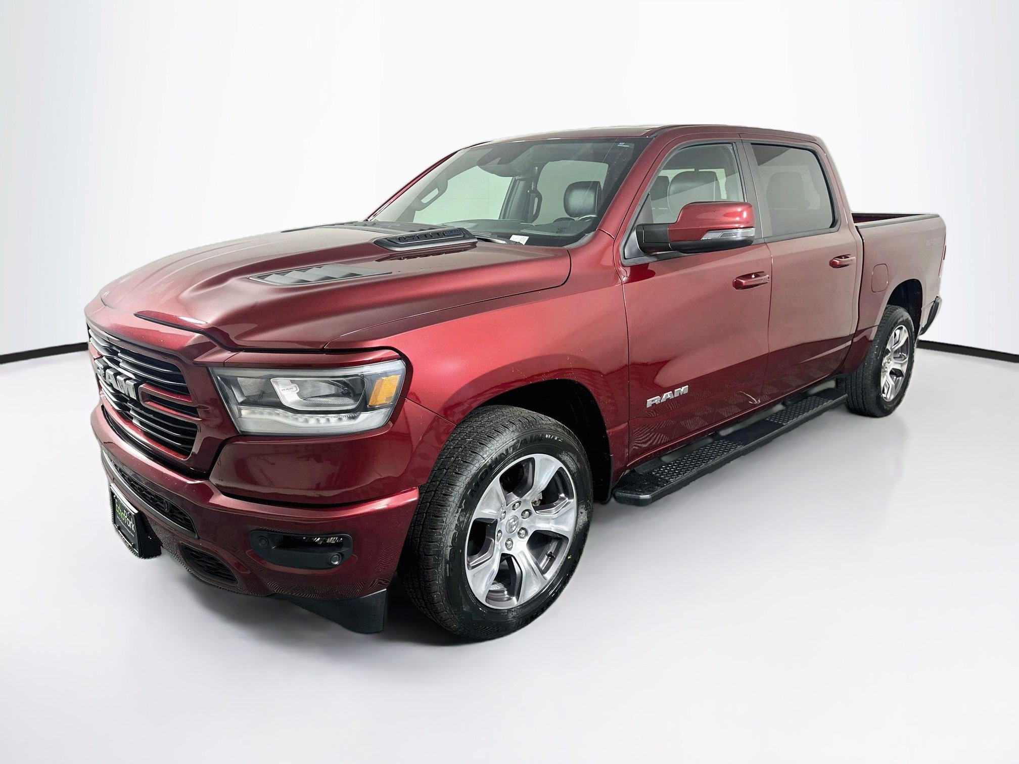 Used 2023 RAM 1500 Laramie AWD/4WD image 3