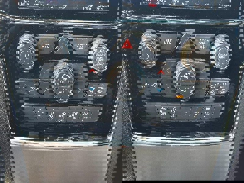 Used 2020 Jeep Grand Cherokee Trailhawk image 23