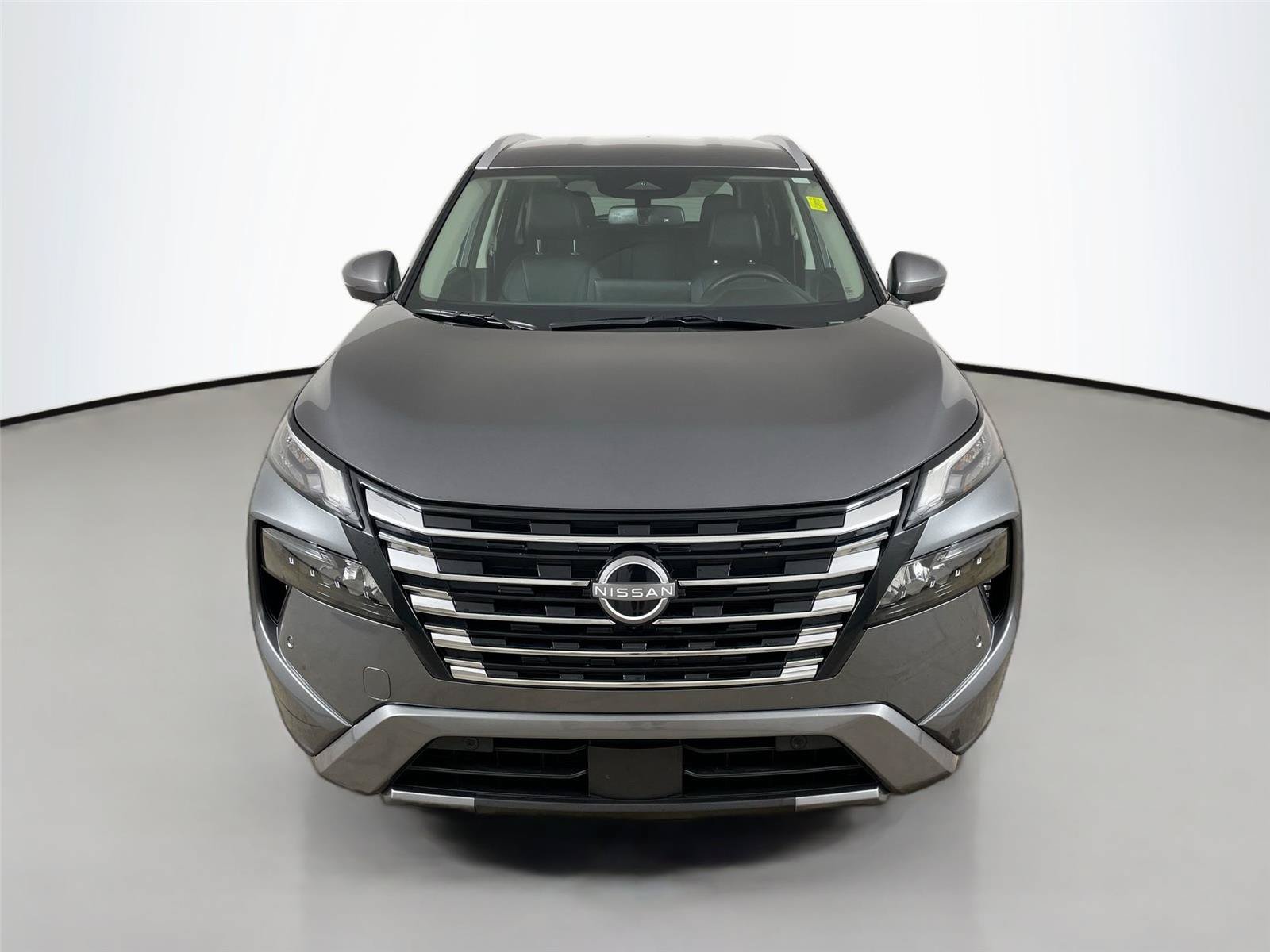 Used 2026 Nissan Rogue SL AWD/4WD image 3