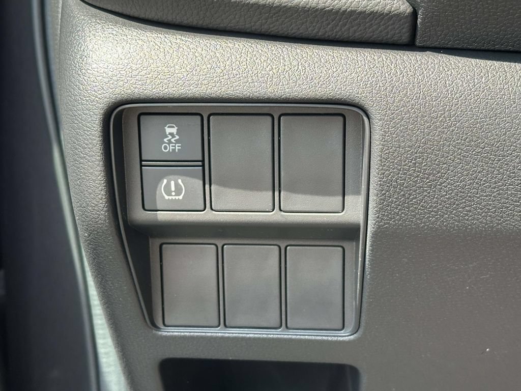 Certified 2019 Honda CR-V LX image 17
