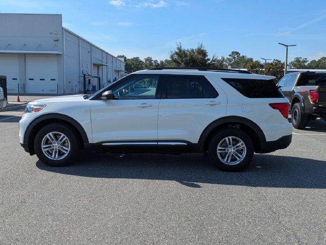 Certified 2023 Ford Explorer XLT w/ Equipment Group 202A AWD/4WD image 6