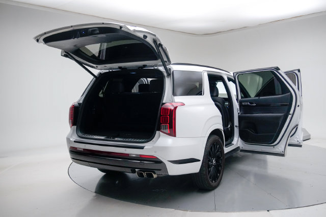 Used 2025 Hyundai Palisade Calligraphy AWD/4WD image 22
