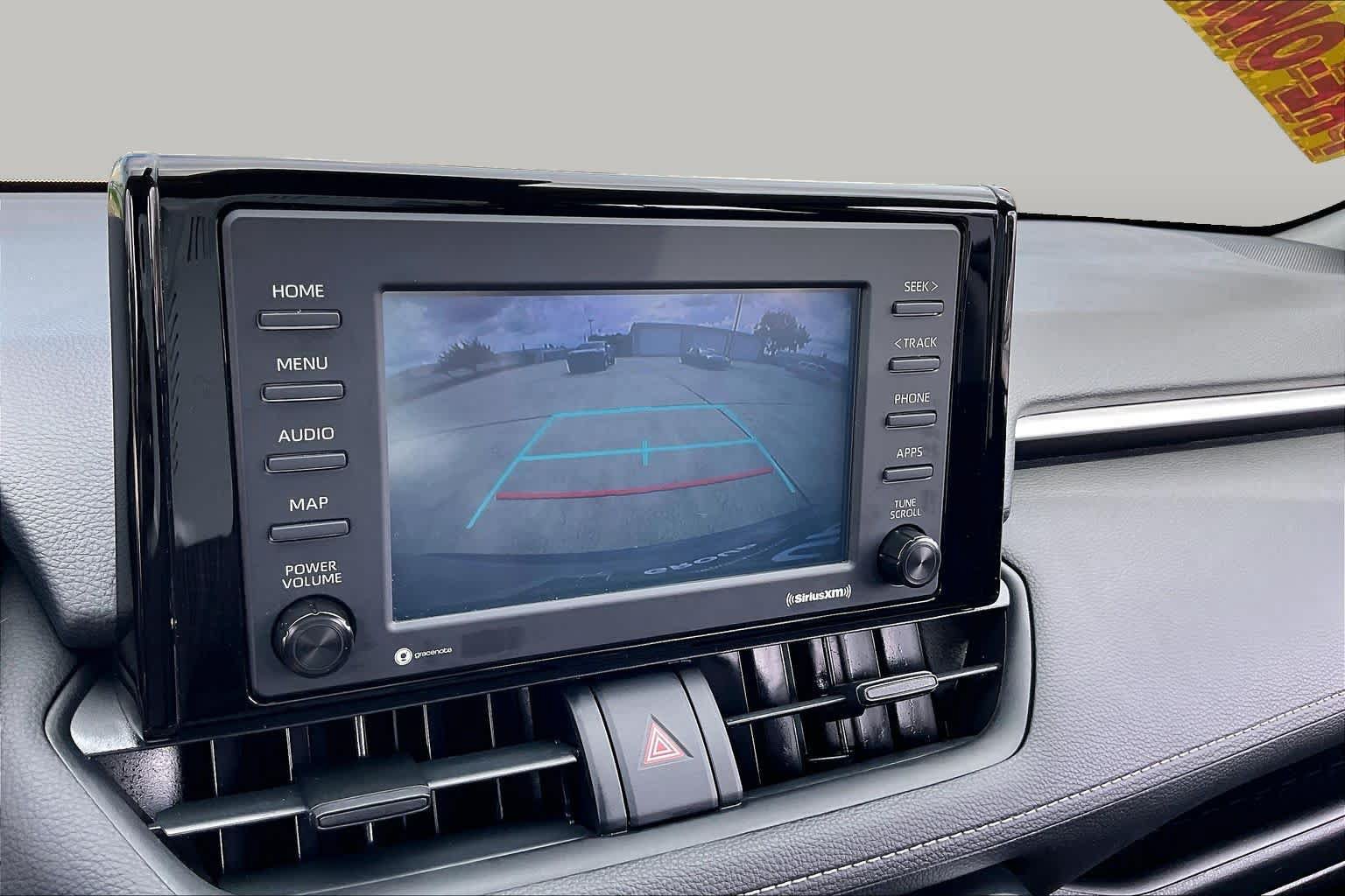 Used 2021 Toyota RAV4 XLE w/ Convenience Package FWD image 23