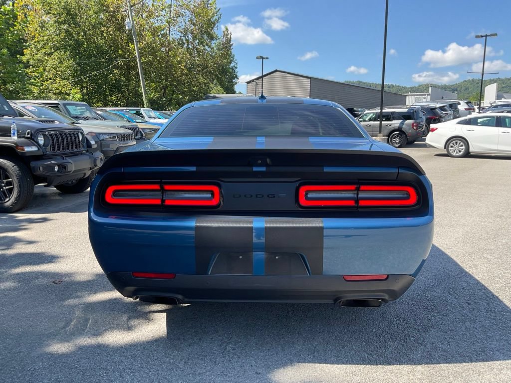 Used 2021 Dodge Challenger SRT Hellcat w/ Plus Package RWD image 6