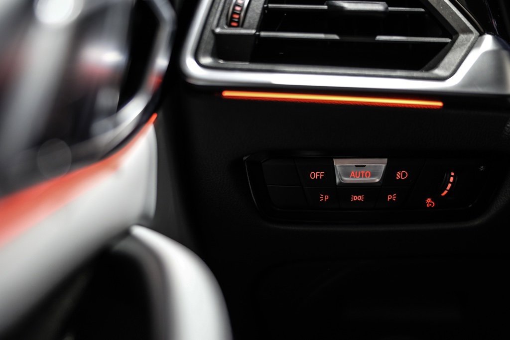 Used 2021 BMW M4 Competition w/ M Carbon Exterior Package image 49