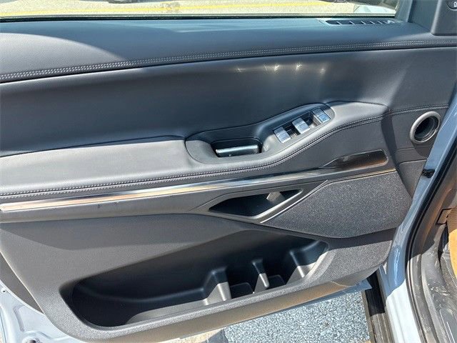 New 2025 Lincoln Navigator Reserve w/ Jet Appearance Package image 25