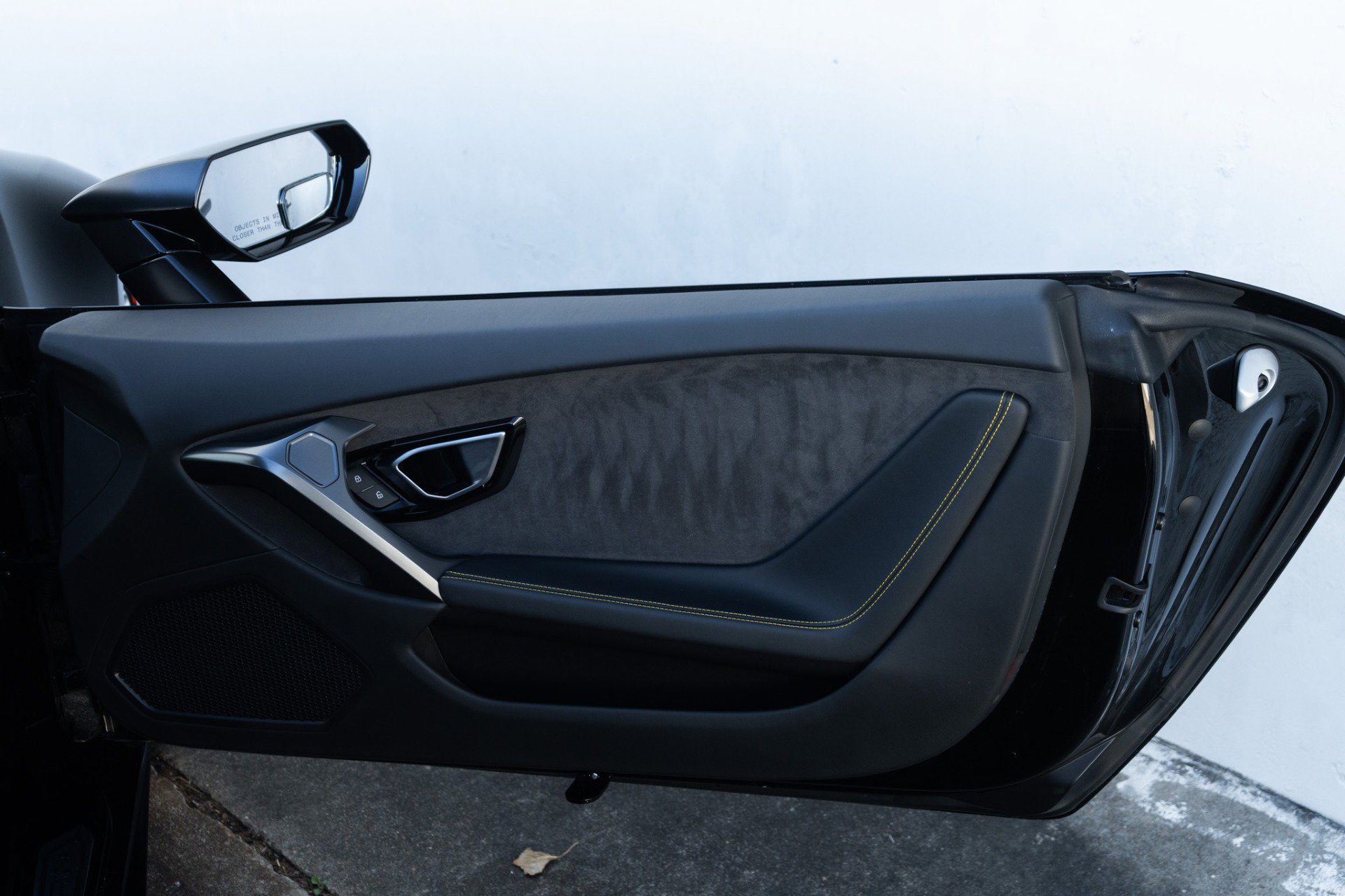 Used 2015 Lamborghini Huracan LP 610-4 image 24