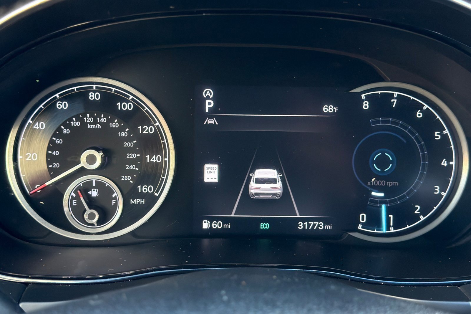 Used 2023 Genesis GV70 2.5T w/ Advanced Package image 24