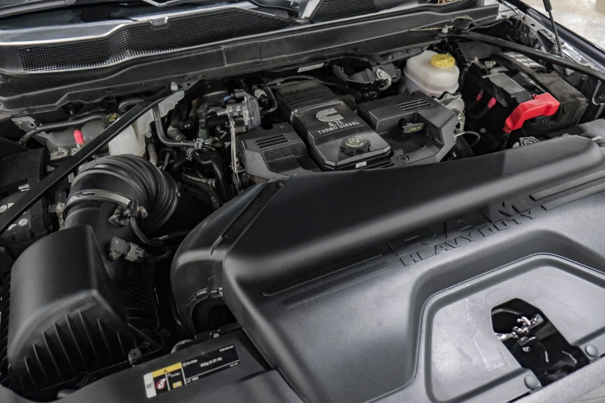 Used 2024 RAM 2500 Tradesman w/ Chrome Appearance Group image 57