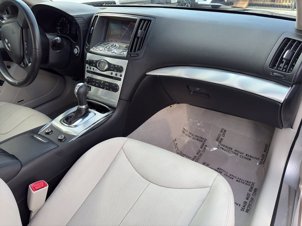 Used 2015 INFINITI Q60 Journey w/ Premium Package image 22