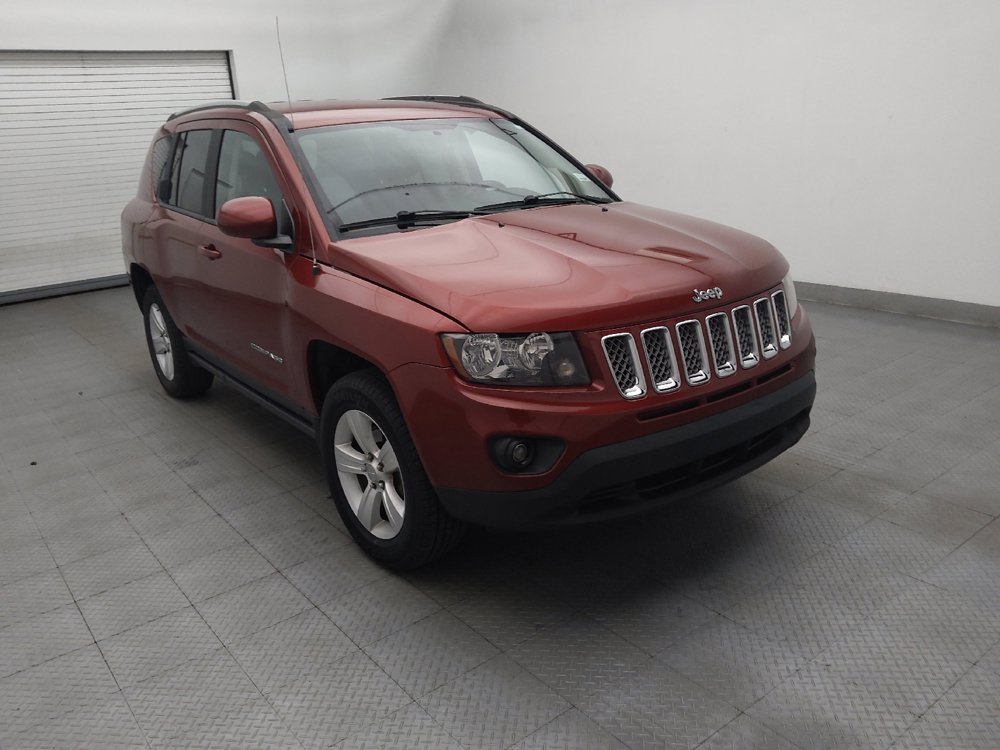 Used 2017 Jeep Compass Latitude AWD/4WD image 13