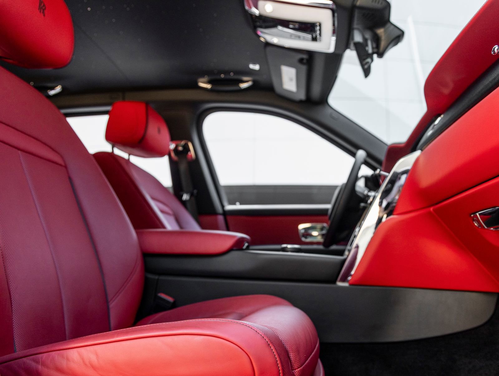 Certified 2023 Rolls-Royce Cullinan image 49
