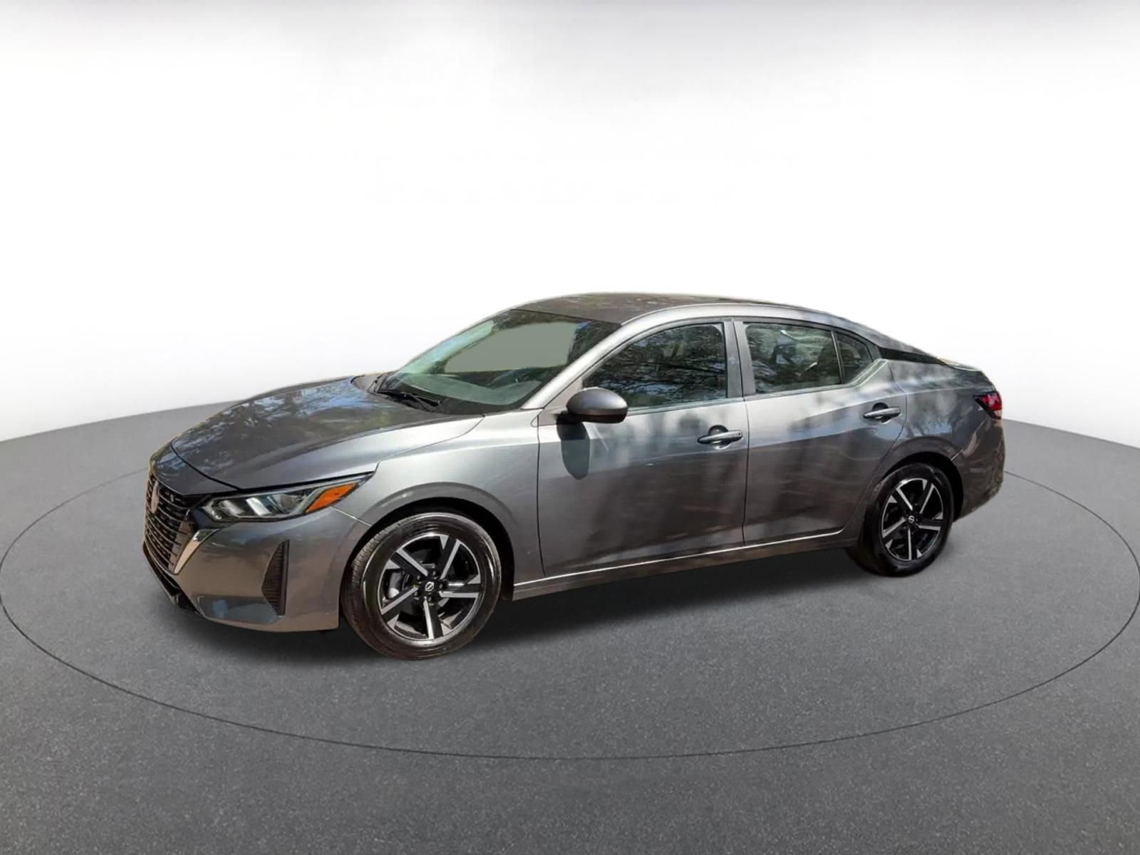 Used 2025 Nissan Sentra SV FWD image 8