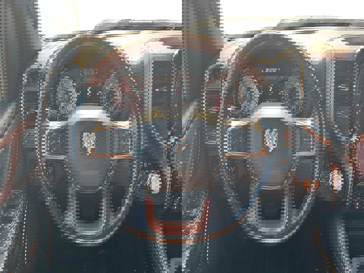 Used 2020 RAM 1500 Longhorn image 13