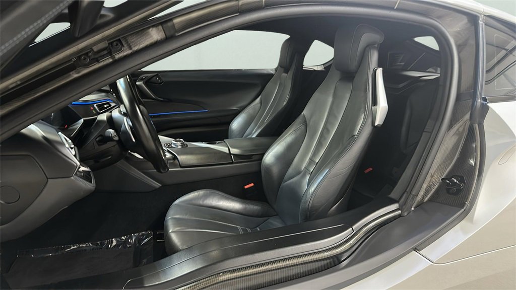Used 2016 BMW i8 image 16