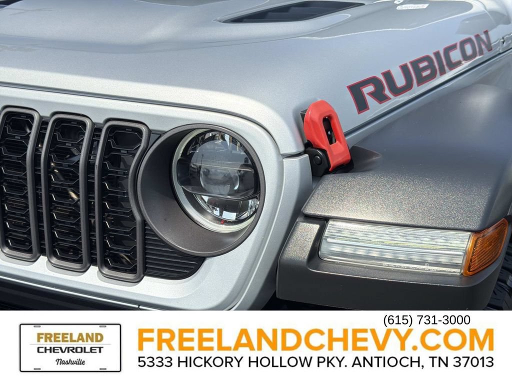Used 2024 Jeep Wrangler Unlimited Rubicon AWD/4WD image 10