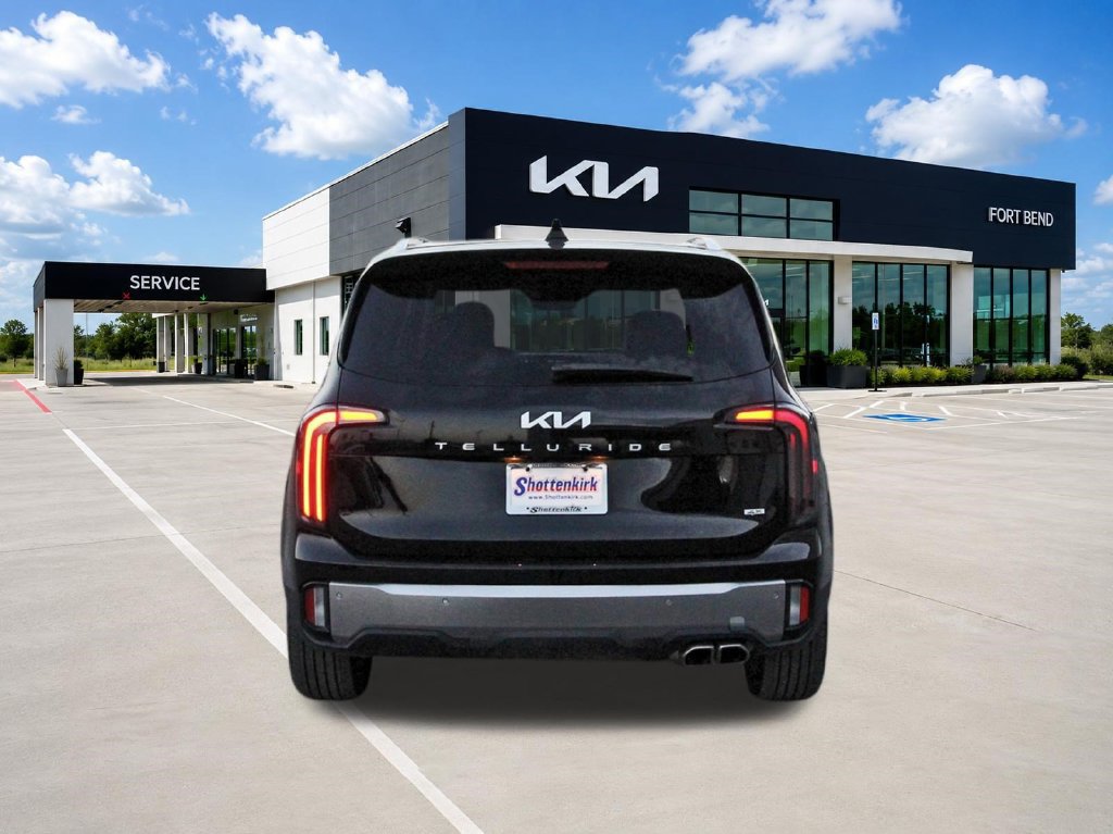 Used 2025 Kia Telluride SX w/ SX Captain's Chair Package AWD/4WD image 6