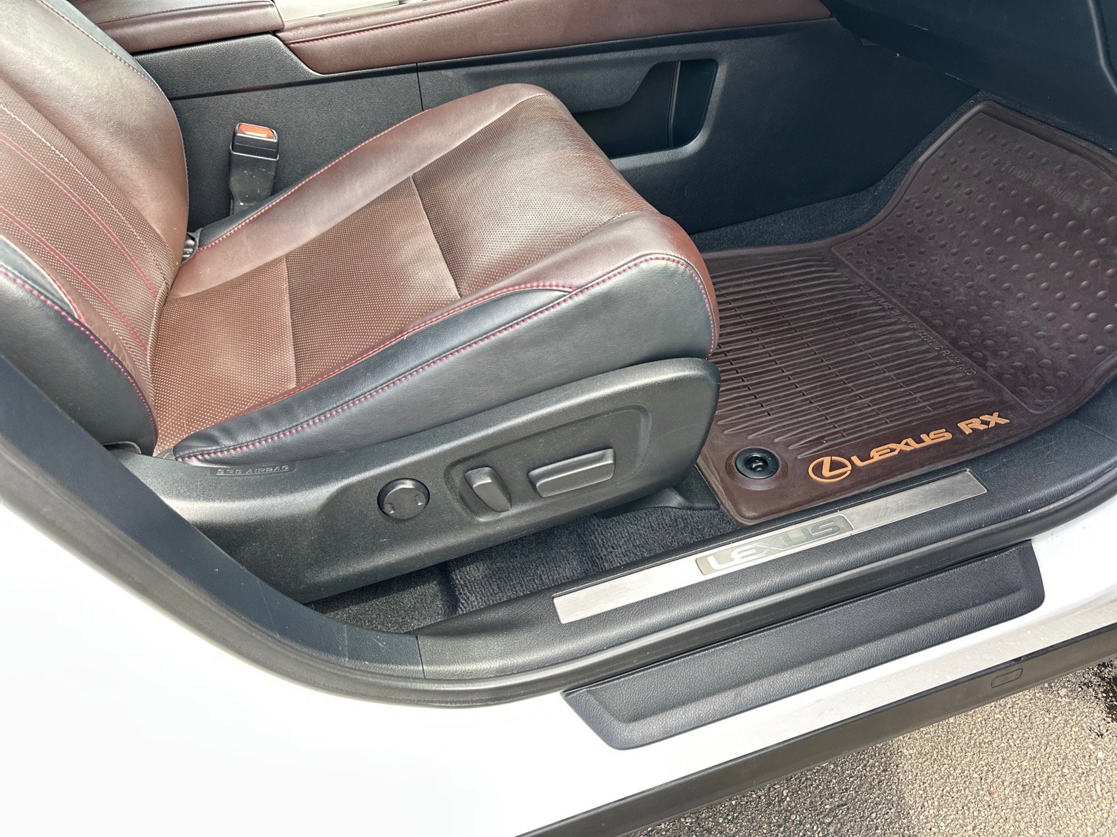 Used 2016 Lexus RX 350 AWD w/ Premium Package image 27