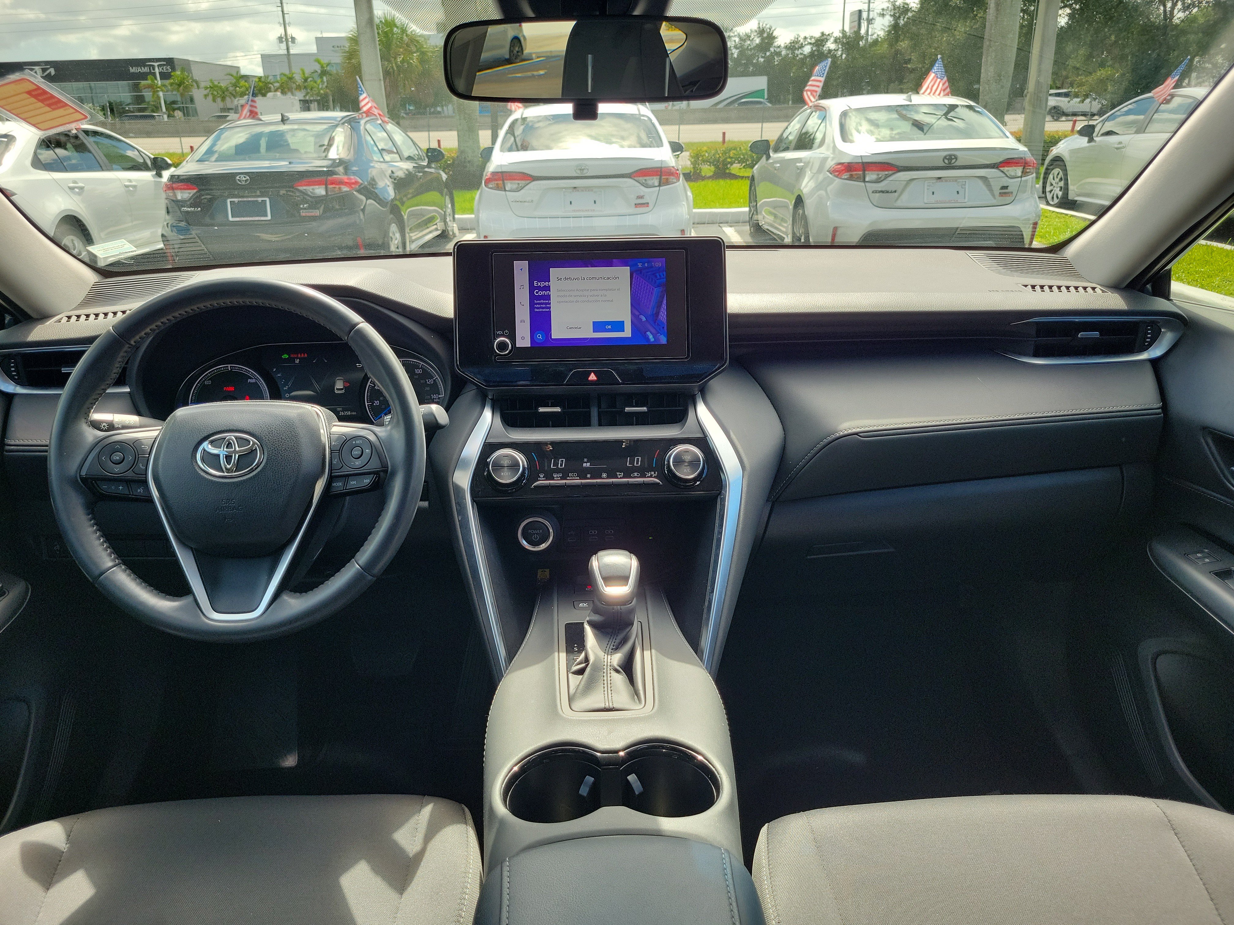 Used 2023 Toyota Venza LE AWD/4WD image 16