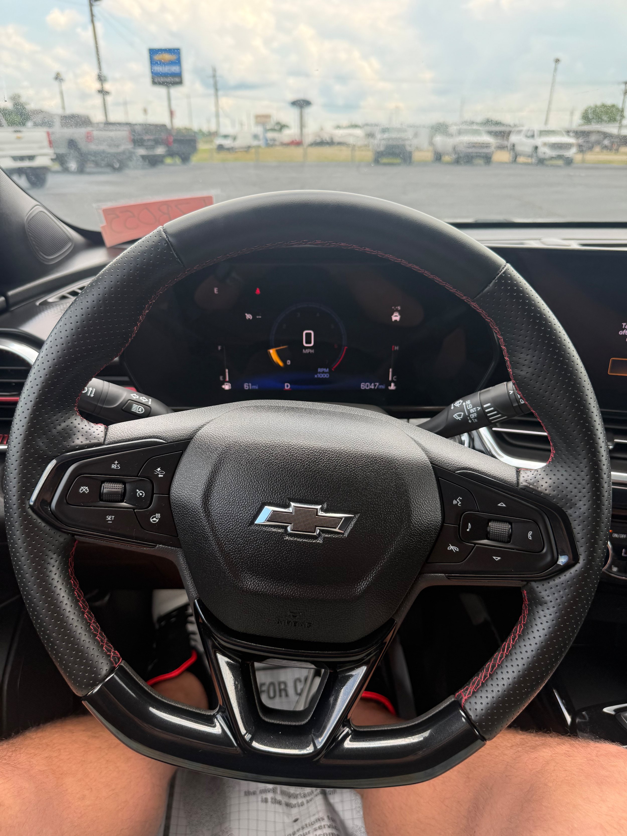Used 2025 Chevrolet Trax RS w/ Driver Confidence Package FWD image 18