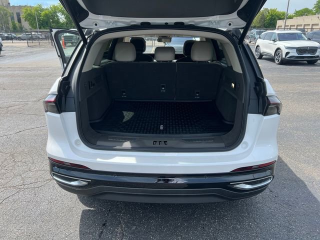 Used 2024 Lincoln Nautilus Premier AWD/4WD image 26