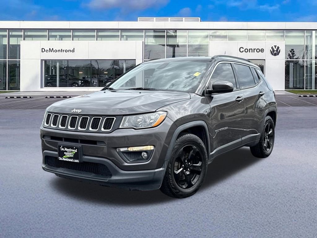 Used 2020 Jeep Compass Latitude image 1