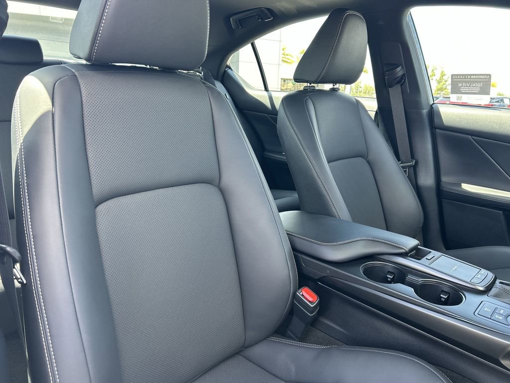Used 2025 Lexus IS 350 F Sport w/ Accessory Package 2 RWD image 16