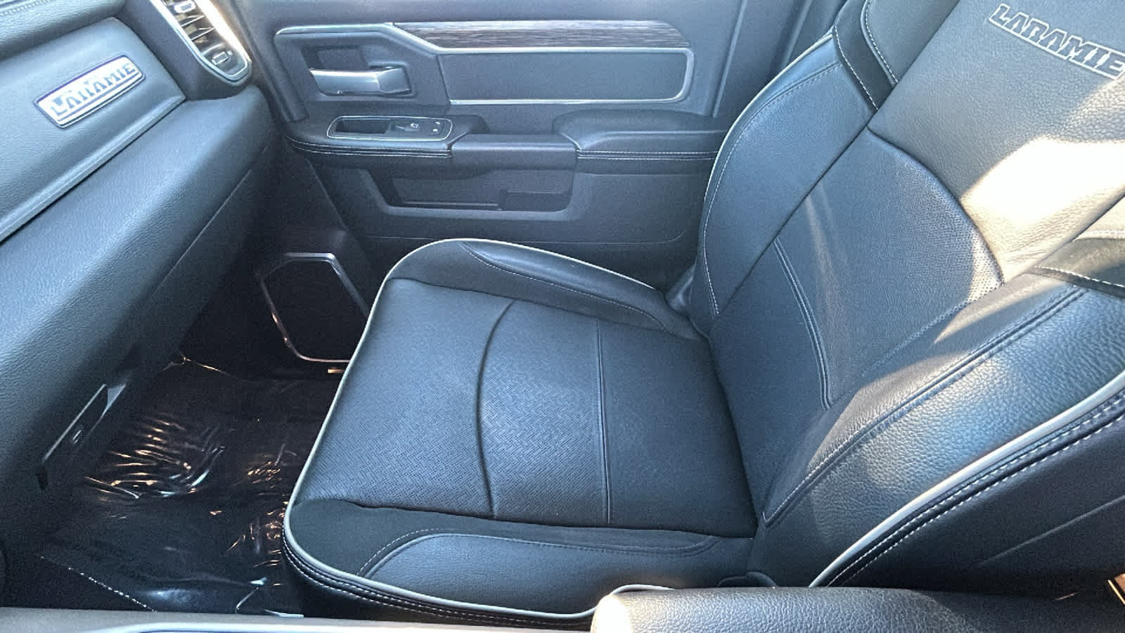Used 2020 RAM 2500 Laramie AWD/4WD image 12