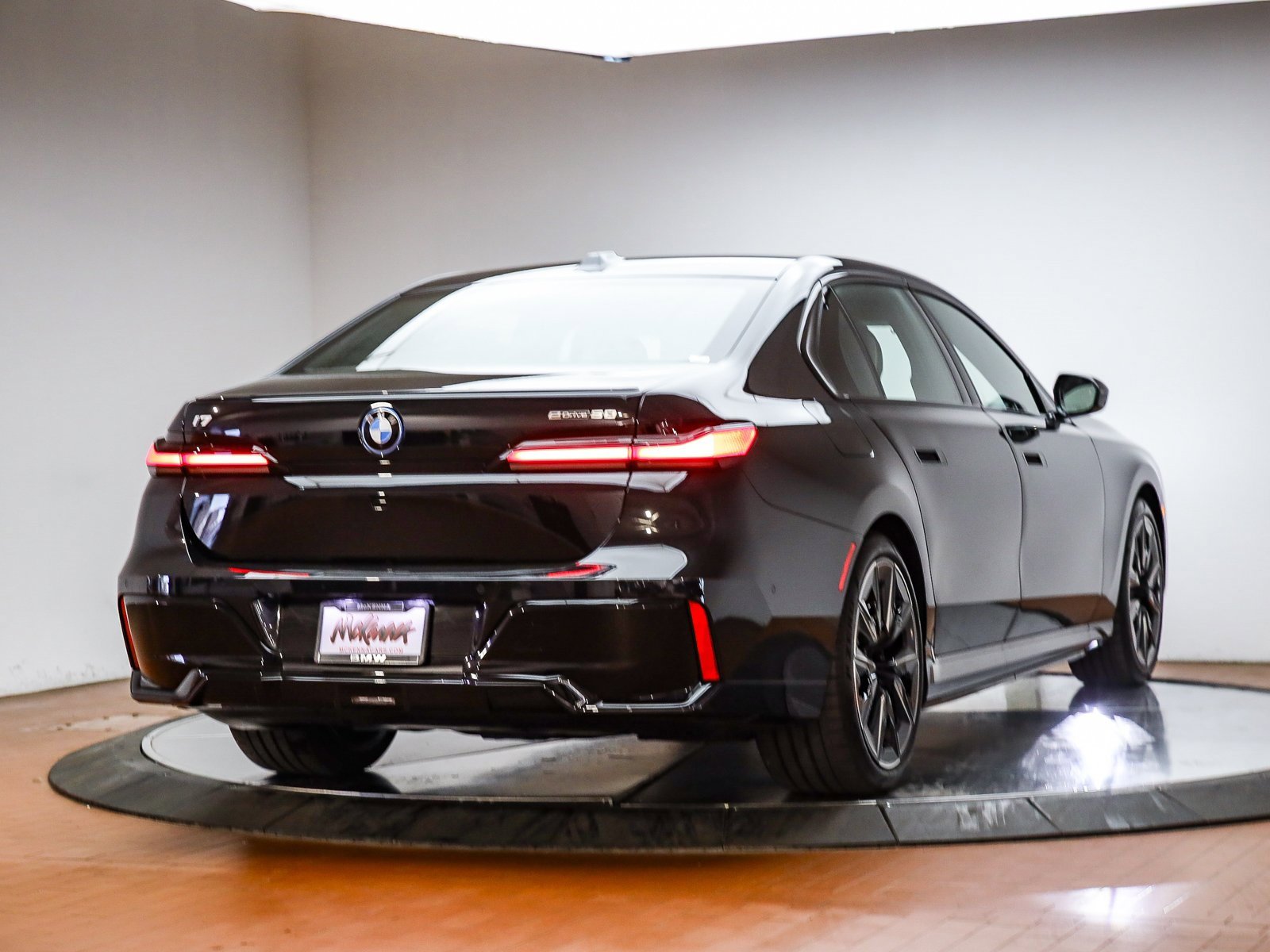 New 2026 BMW i7 eDrive50 w/ M Sport Package image 7