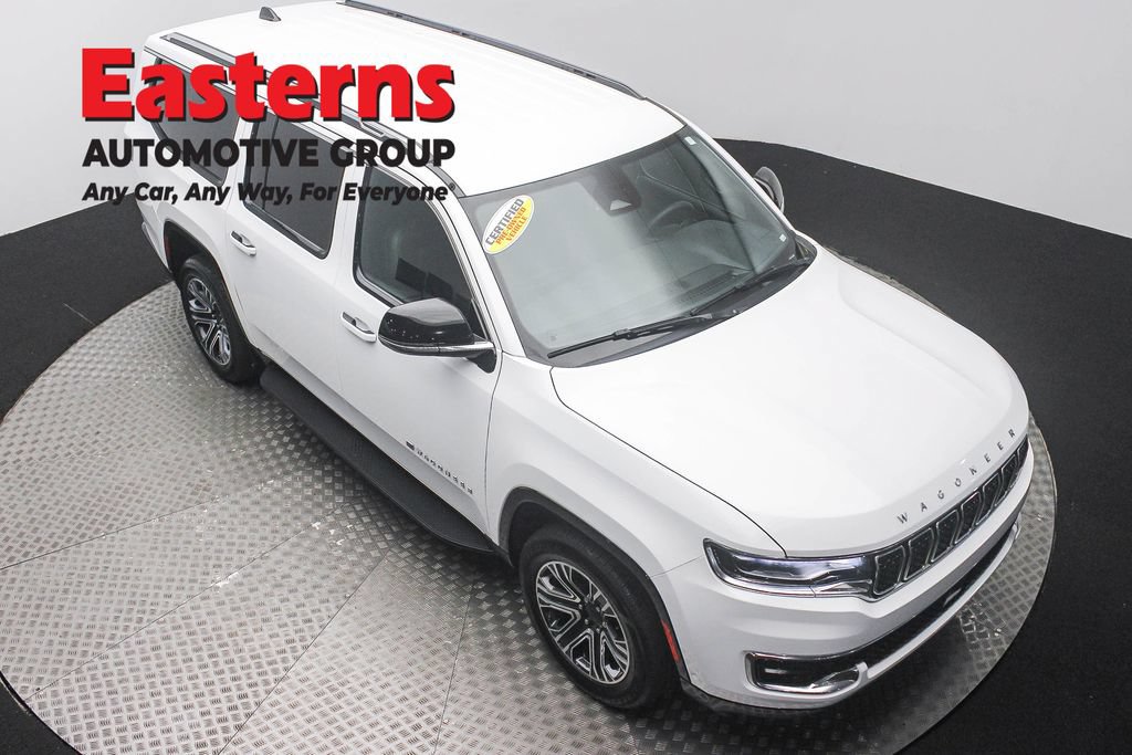 Used 2024 Jeep Wagoneer L Series II RWD image 3