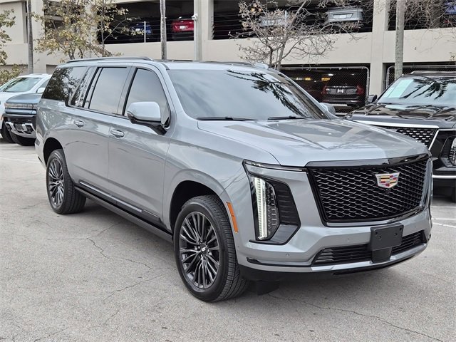 Certified 2025 Cadillac Escalade ESV Sport Platinum image 6