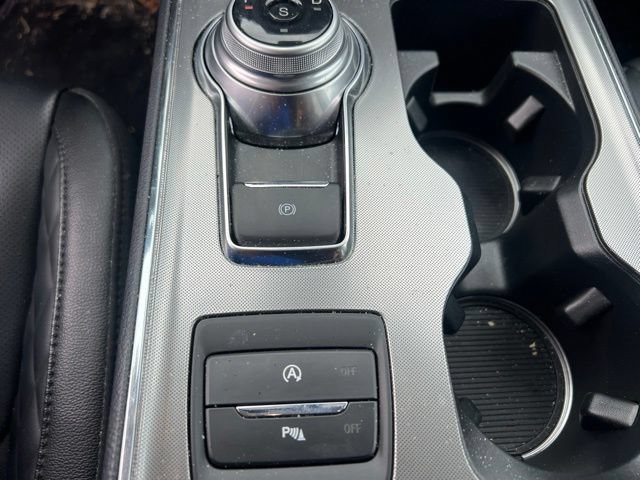 Used 2023 Ford Edge Titanium w/ Equipment Group 301A AWD/4WD image 33
