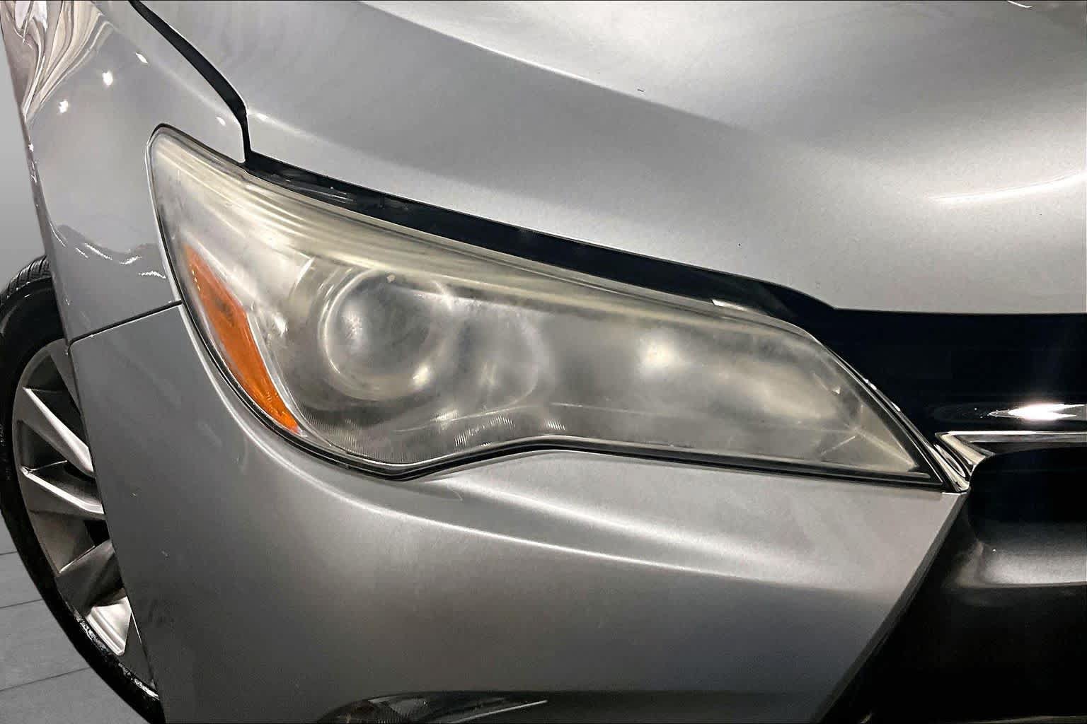 Used 2017 Toyota Camry XLE FWD image 28