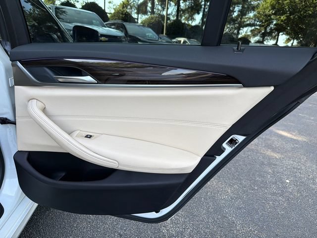 Used 2018 BMW 530i RWD image 16