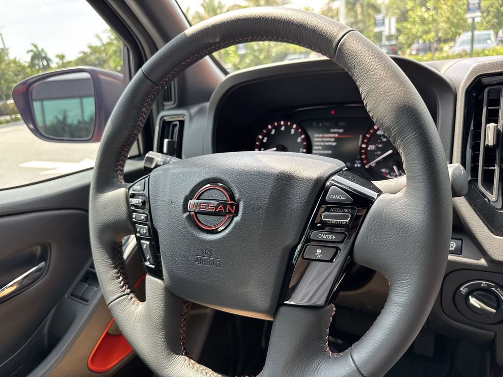 Used 2025 Nissan Frontier PRO-4X w/ Pro Convenience Package AWD/4WD image 54