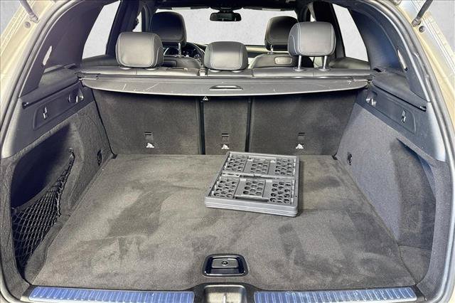 Used 2019 Mercedes-Benz GLC 300 4MATIC image 25