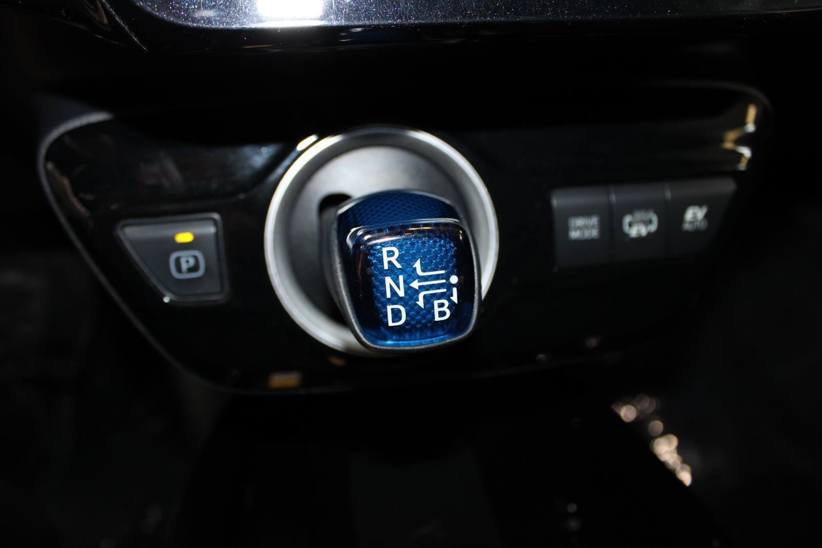 Used 2021 Toyota Prius Prime XLE FWD image 24