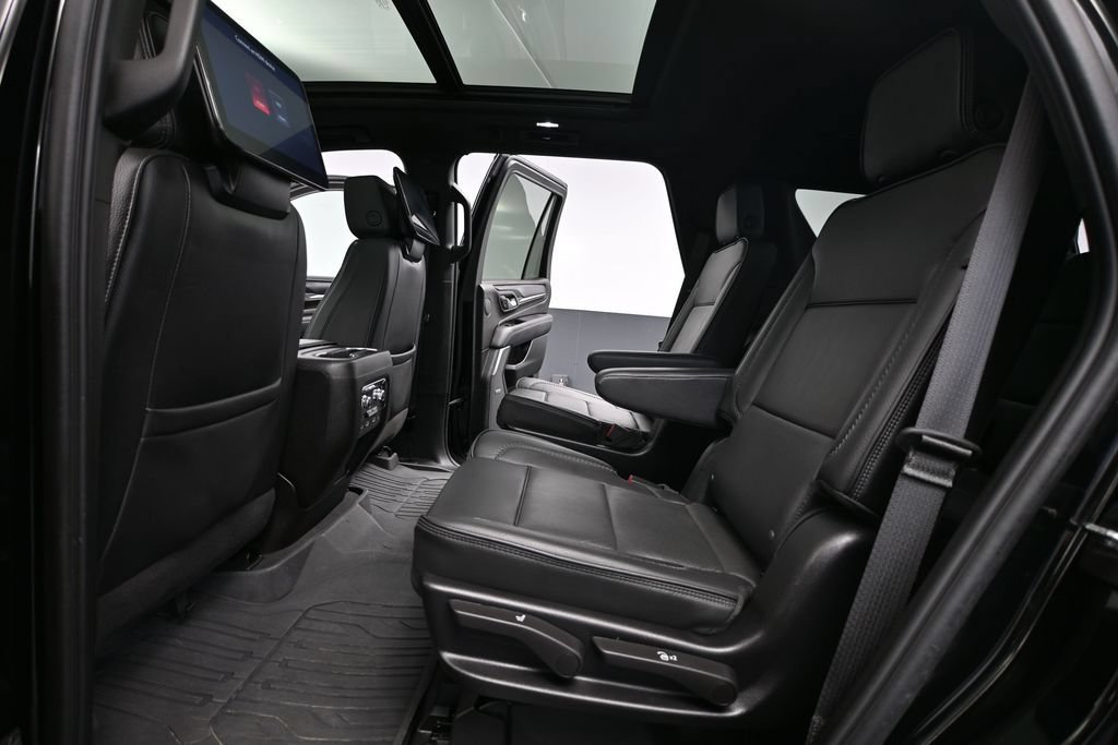 Used 2024 GMC Yukon Denali w/ Denali Reserve Package AWD/4WD image 33