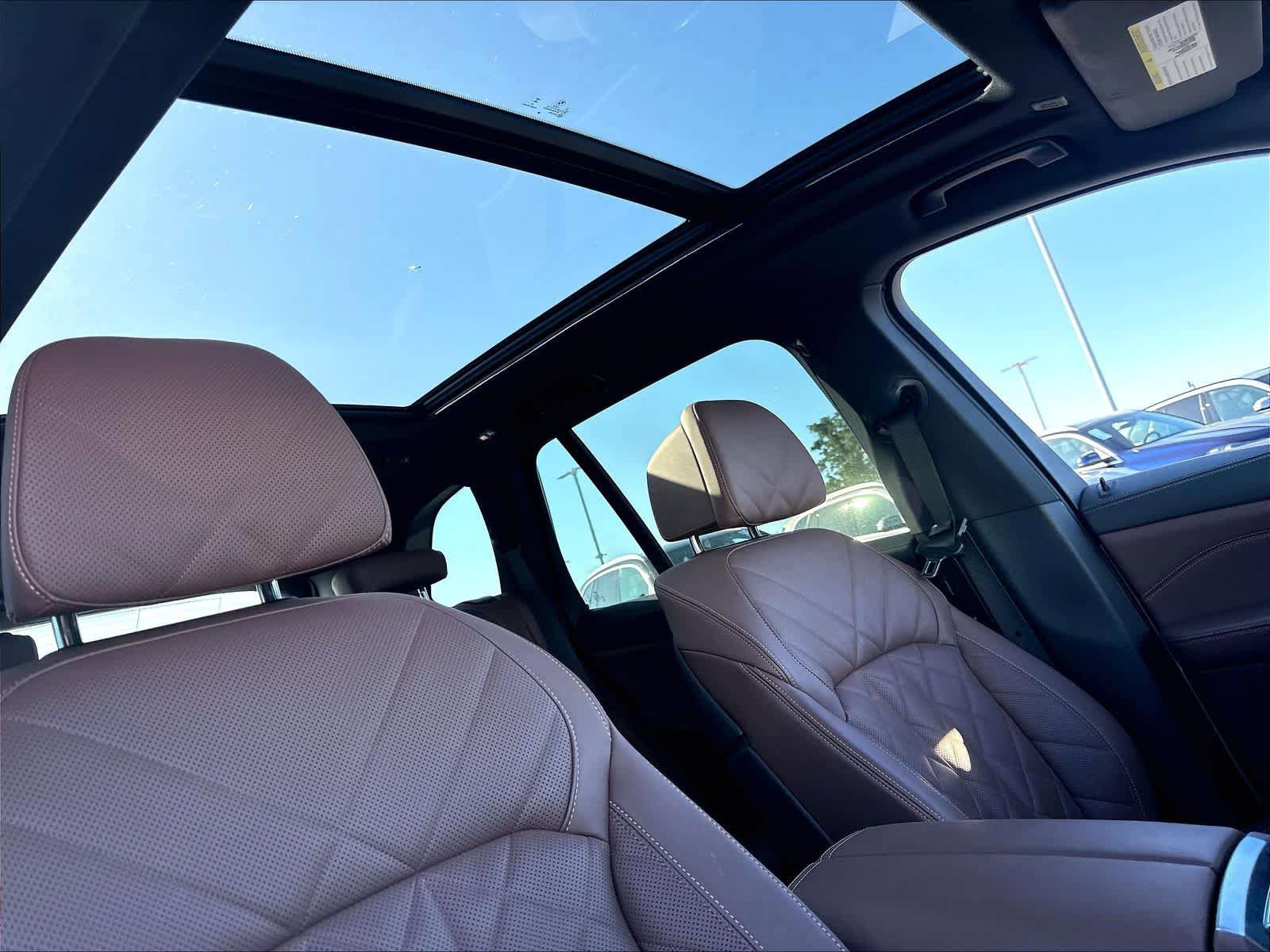 Used 2024 BMW X5 xDrive50e w/ Climate Comfort Package AWD/4WD image 27