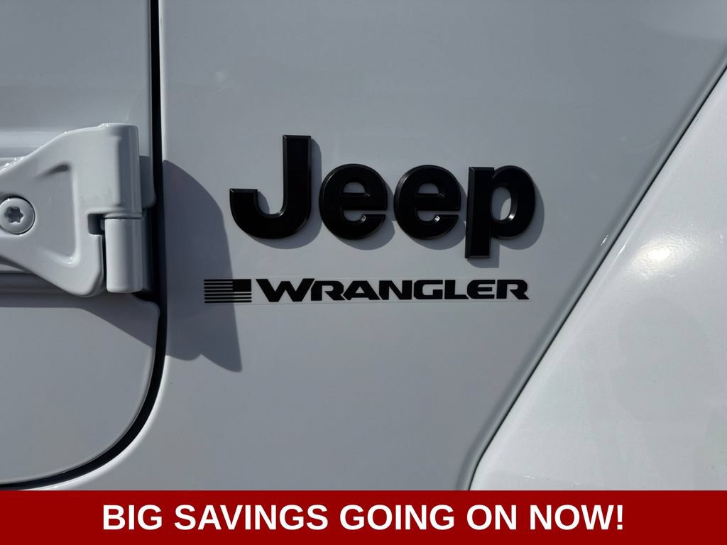 New 2026 Jeep Wrangler Unlimited Sahara AWD/4WD image 43