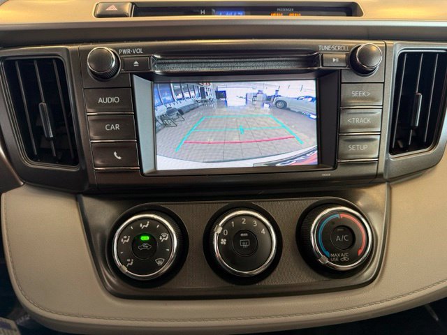 Used 2015 Toyota RAV4 LE AWD/4WD image 15
